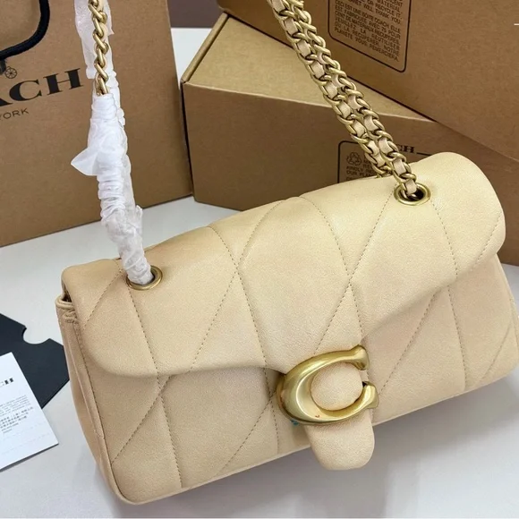 Coach Tabby 26 Handbags Shoulder Bags - Picture 1 of 8